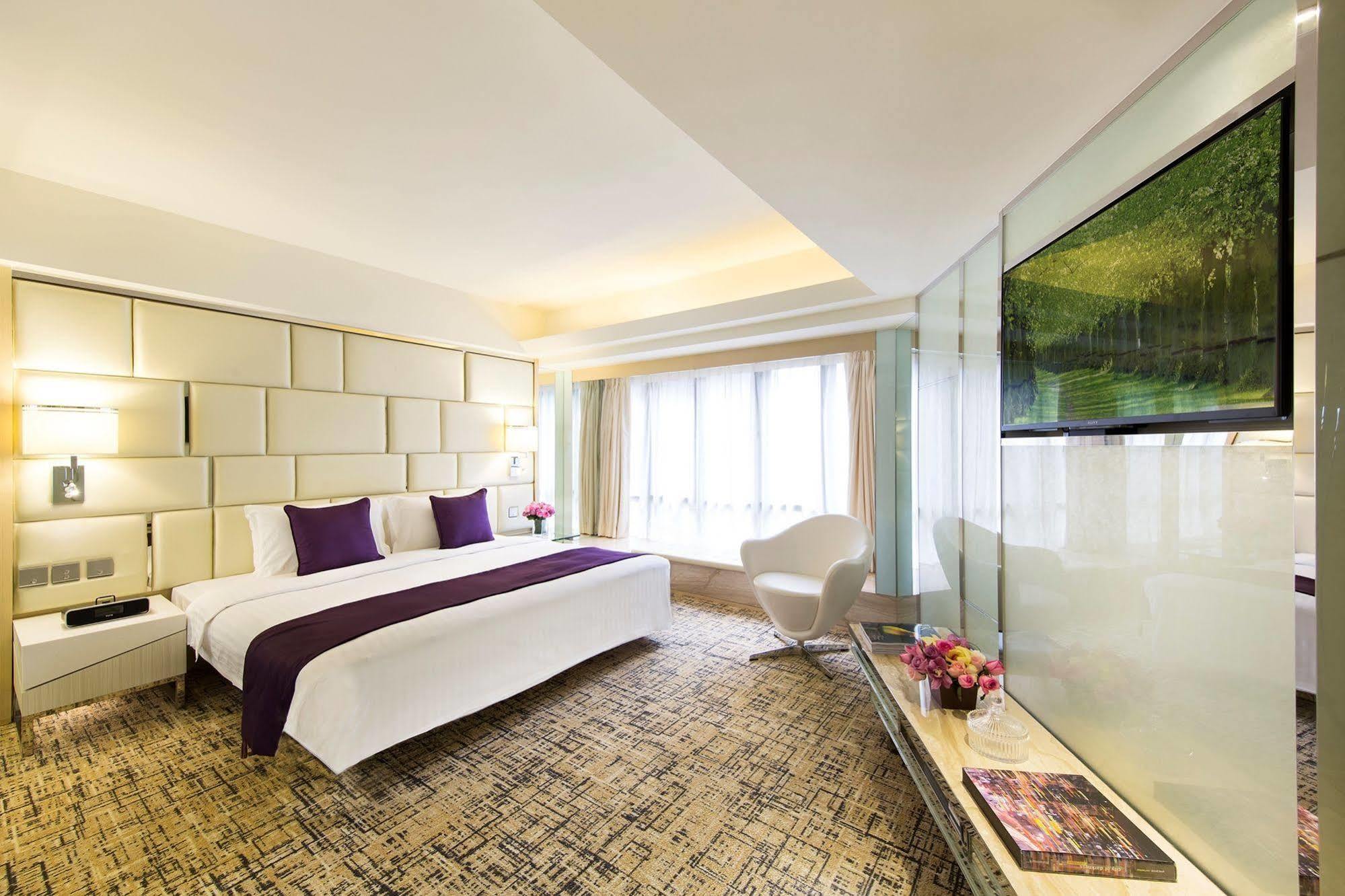Regal Oriental Hotel Hong Kong