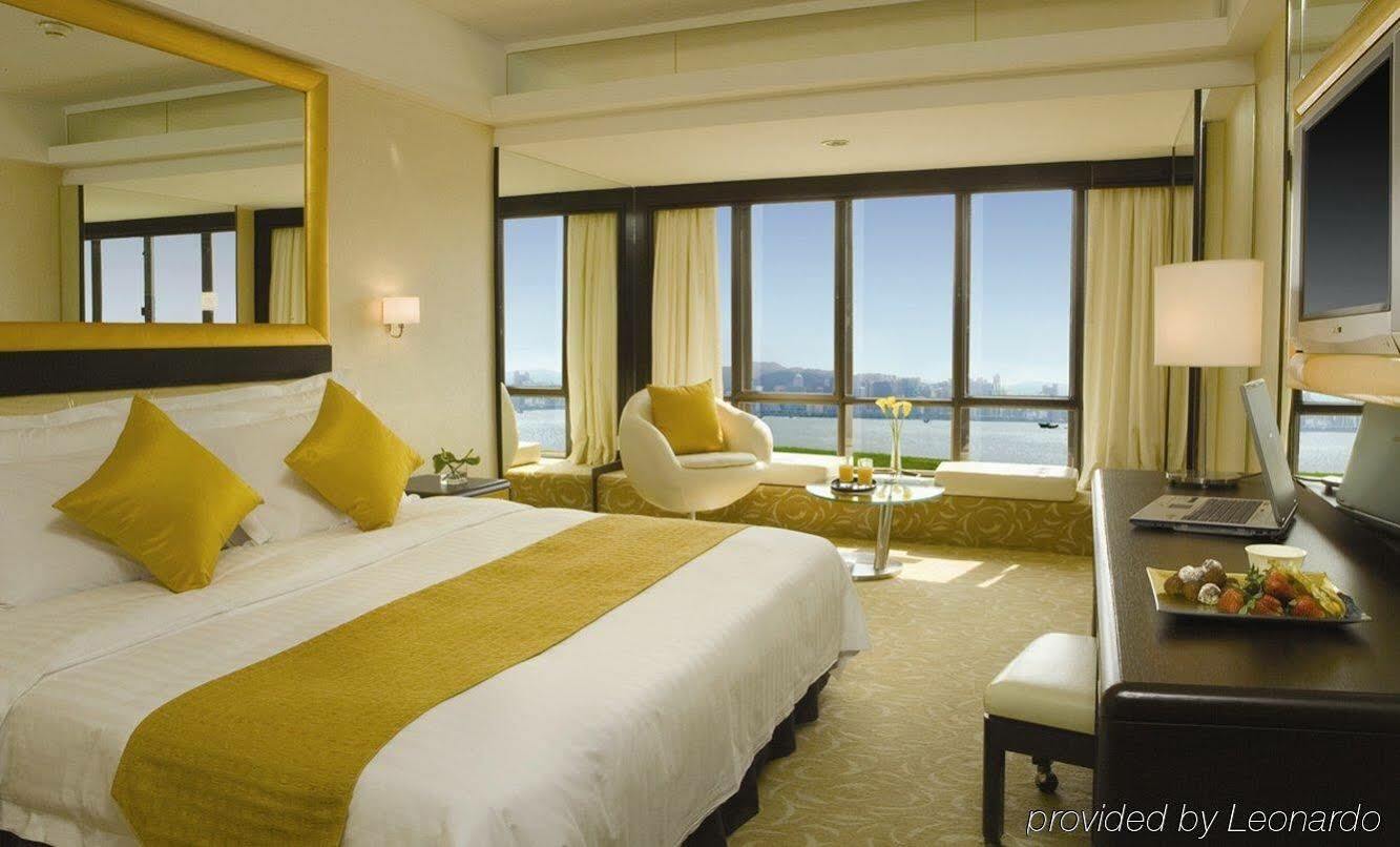 Regal Oriental Hotel